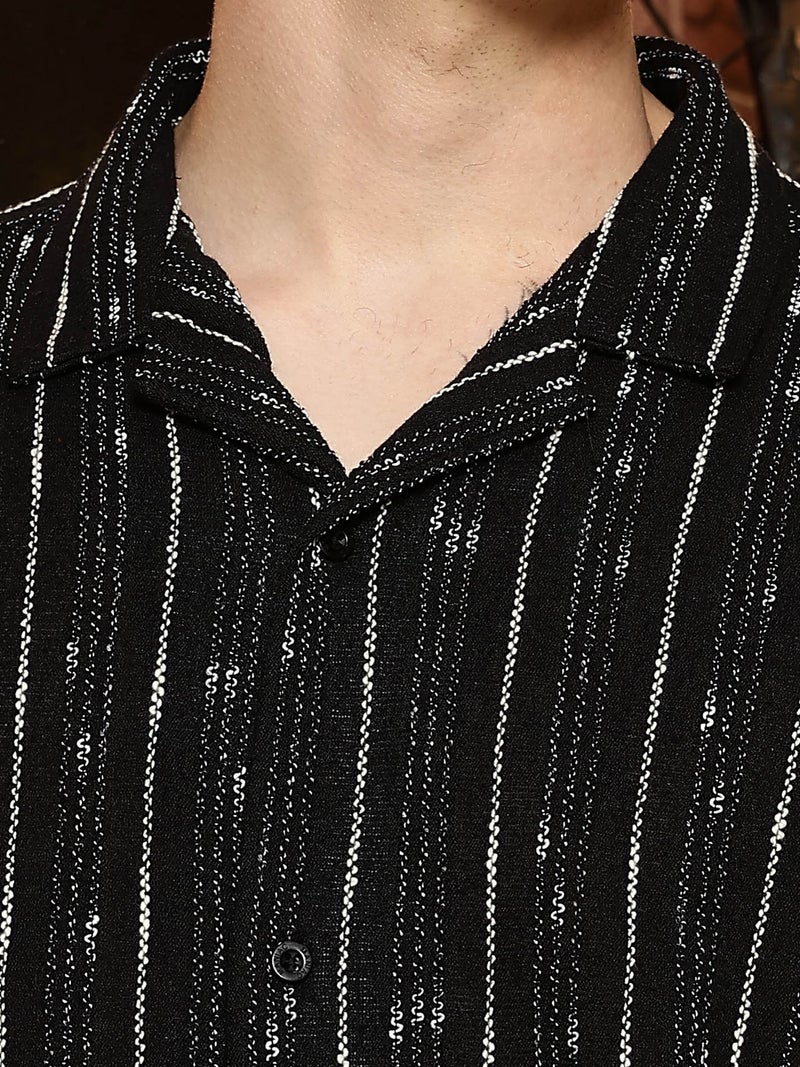 Maniac Mens Textured Lines Collared Neck Full Sleeve Black & White Cotton Shirt - Image 2